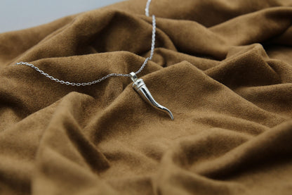 Italian Horn Cornicello Memorial Urn Necklace – 925 Sterling Silver Ash Pendant with Optional Engraving (26 mm)