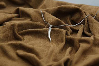 Italian Horn Cornicello Memorial Urn Necklace – 925 Sterling Silver Ash Pendant with Optional Engraving (26 mm)