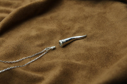 Italian Horn Cornicello Memorial Urn Necklace – 925 Sterling Silver Ash Pendant with Optional Engraving (26 mm)