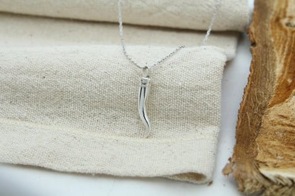 Italian Horn Cornicello Memorial Urn Necklace – 925 Sterling Silver Ash Pendant with Optional Engraving (26 mm)