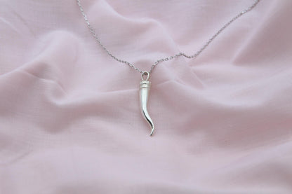 Italian Horn Cornicello Memorial Urn Necklace – 925 Sterling Silver Ash Pendant with Optional Engraving (26 mm)