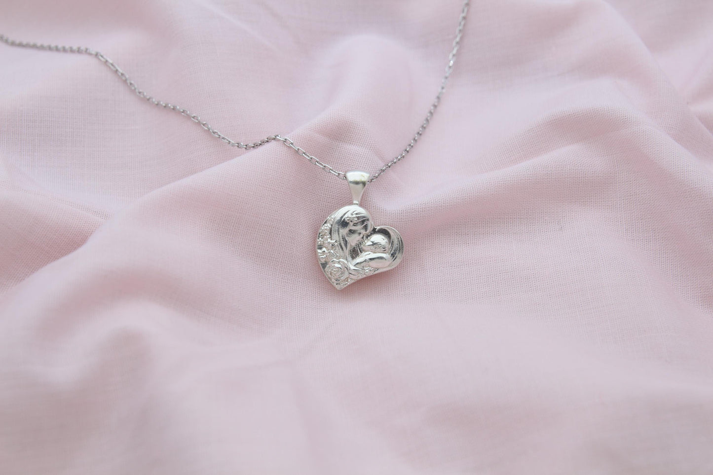 Mother & Child Heart Urn Necklace – 925 Sterling Silver Memorial Ash Pendant (16 mm)