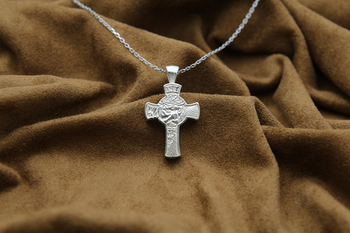 Divine Savior Urn Necklace – 925 Sterling Silver Jesus Cross Ash Pendant (24 mm)