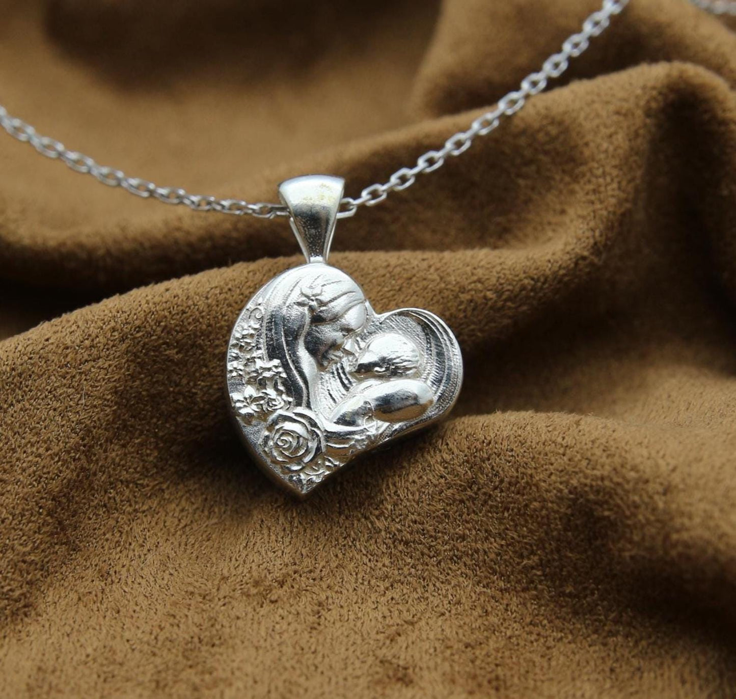 Mother & Child Heart Urn Necklace – 925 Sterling Silver Memorial Ash Pendant (16 mm)