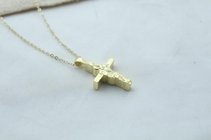Grapevine Heritage Cross Urn Necklace – 925 Sterling Silver Ash Pendant with Optional Engraving (24 mm)