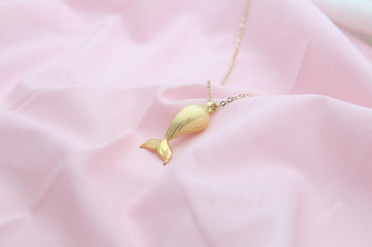 Whale Spirit Memorial Urn Necklace – 925 Sterling Silver Ash Pendant with Optional Engraving (23 mm)