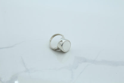 Unisex Oval Urn Ring – 925 Sterling Silver Memorial Ash Ring (15 × 12 mm)