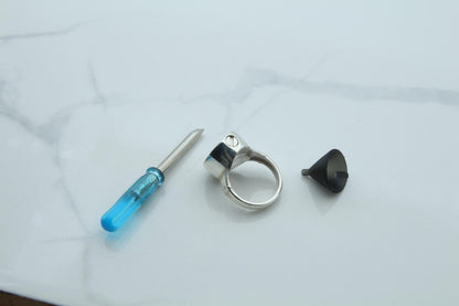 Unisex Oval Urn Ring – 925 Sterling Silver Memorial Ash Ring (15 × 12 mm)