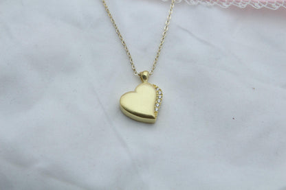 Sparkling Heart Urn Necklace with Zircon Stone – Personalized Engraving Option – 925 Sterling Silver Memorial Pendant (15 mm)