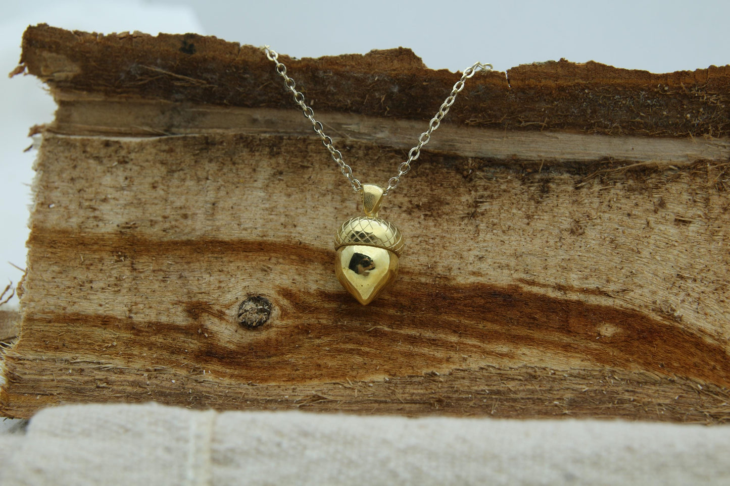 Autumn Acorn Memorial Urn Necklace – 925 Sterling Silver Ash Holder Pendant (13.5 mm) • Engravable