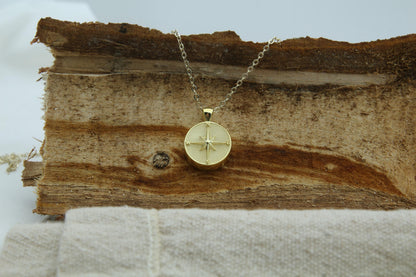 Guiding Star Compass Urn Necklace – 925 Sterling Silver Engravable Memorial Ash Pendant (15 mm)