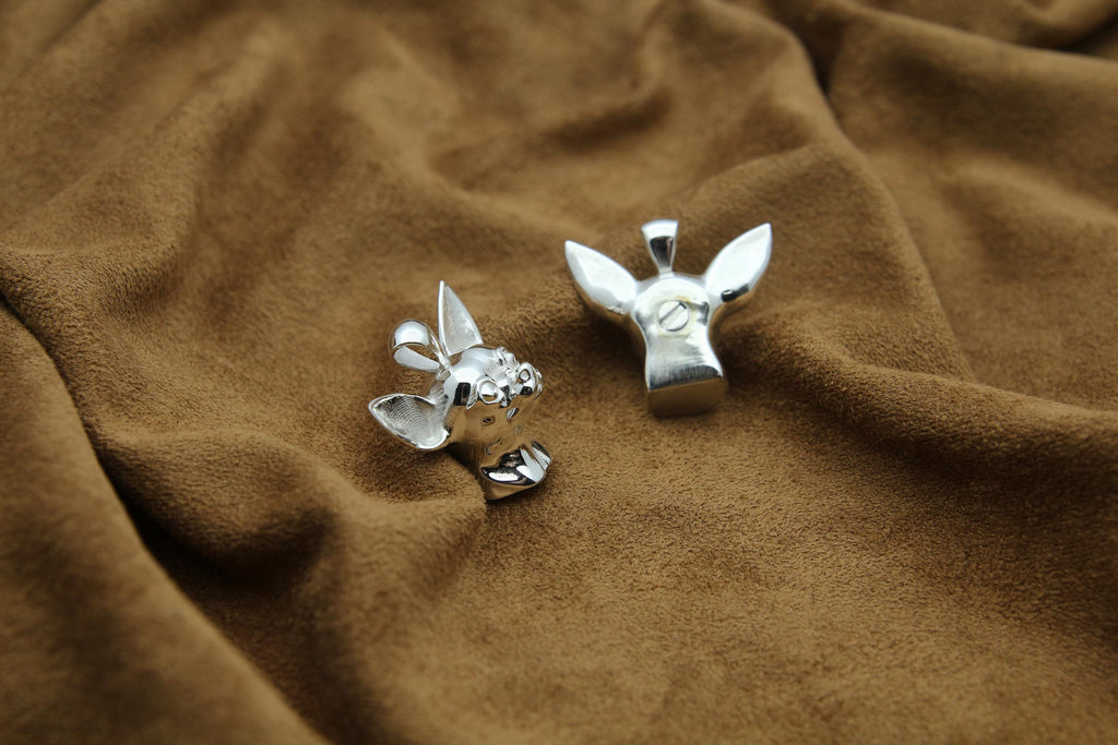 Chihuahua Love Memorial Urn Necklace – 925 Sterling Silver Dog Ash Pendant with Optional Engraving (20 mm)
