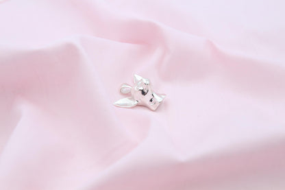 Chihuahua Love Memorial Urn Necklace – 925 Sterling Silver Dog Ash Pendant with Optional Engraving (20 mm)