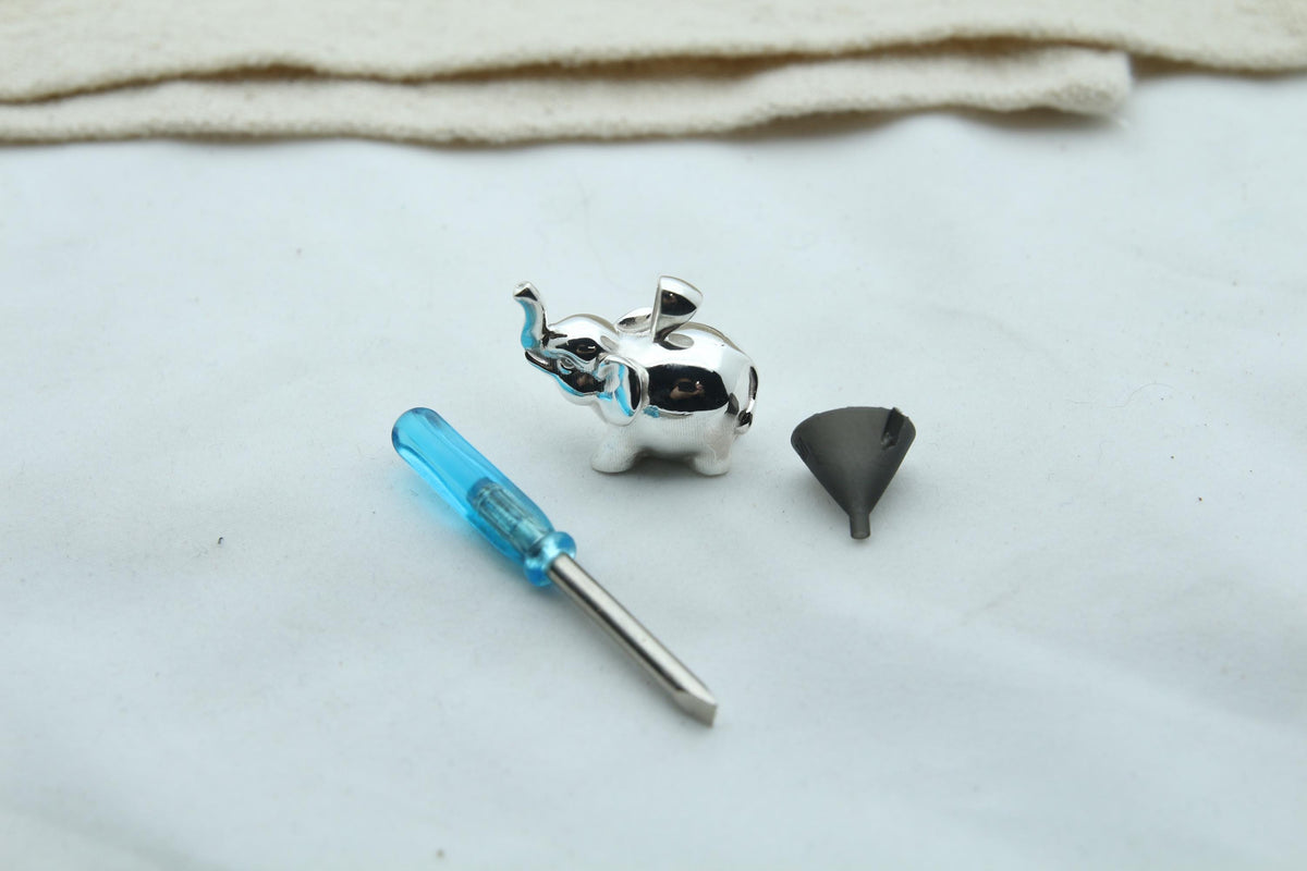 Elephant Soul Memorial Urn Necklace – 925 Sterling Silver Ash Pendant with Optional Engraving (20 mm)