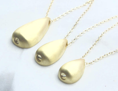 Elegant Teardrop Memorial Urn Necklace – 925 Sterling Silver Ash Holder Pendant – Custom Engraving Available