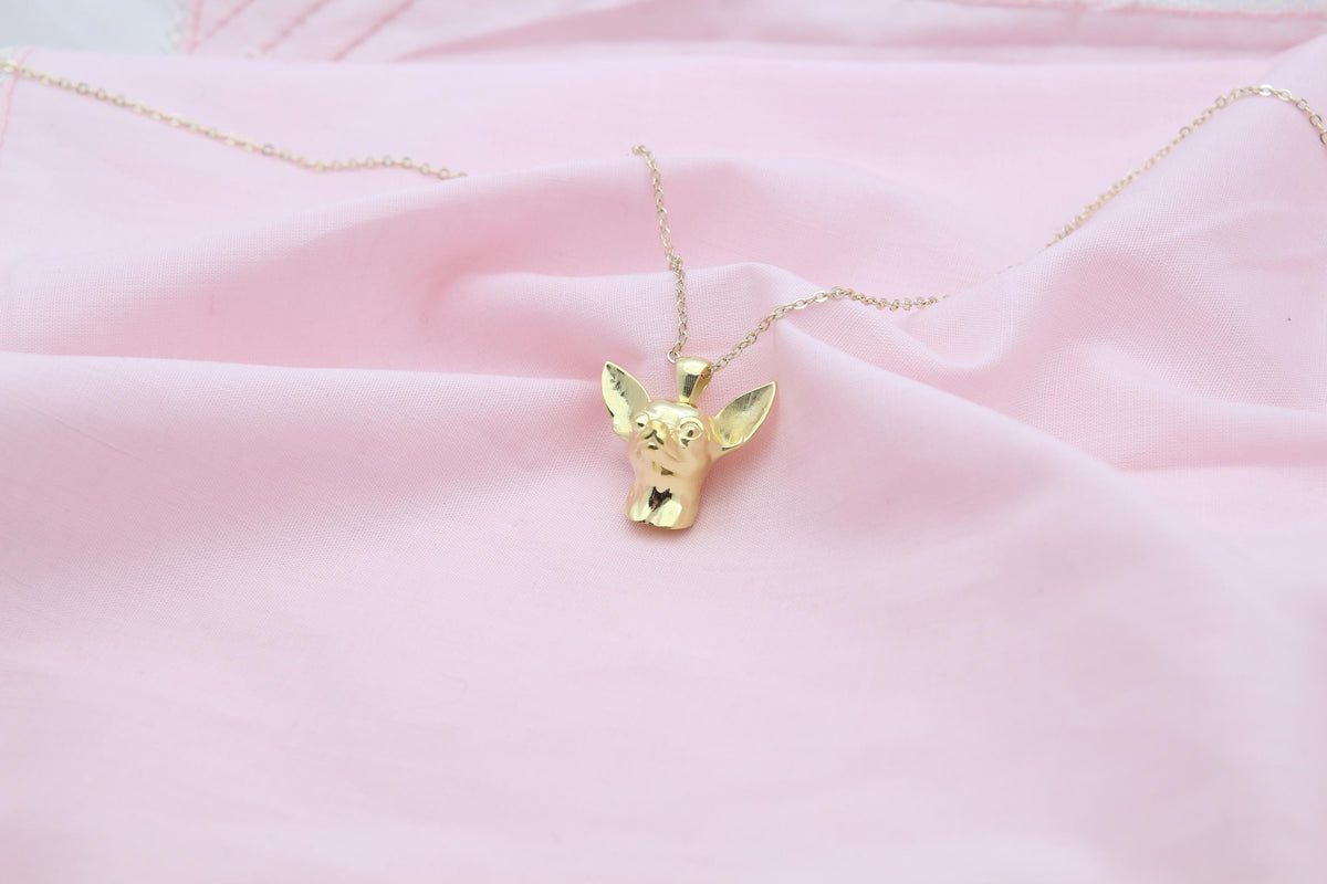 Tiny Companion Chihuahua Urn Necklace – 925 Sterling Silver Dog Ash Pendant with Optional Engraving (20 mm)