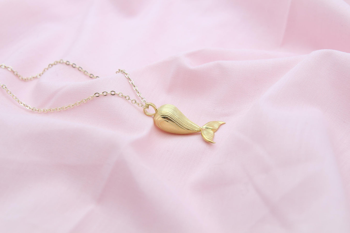 Whale Spirit Memorial Urn Necklace – 925 Sterling Silver Ash Pendant with Optional Engraving (23 mm)