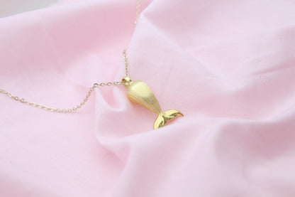 Whale Spirit Memorial Urn Necklace – 925 Sterling Silver Ash Pendant with Optional Engraving (23 mm)