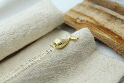 Whale Spirit Memorial Urn Necklace – 925 Sterling Silver Ash Pendant with Optional Engraving (23 mm)