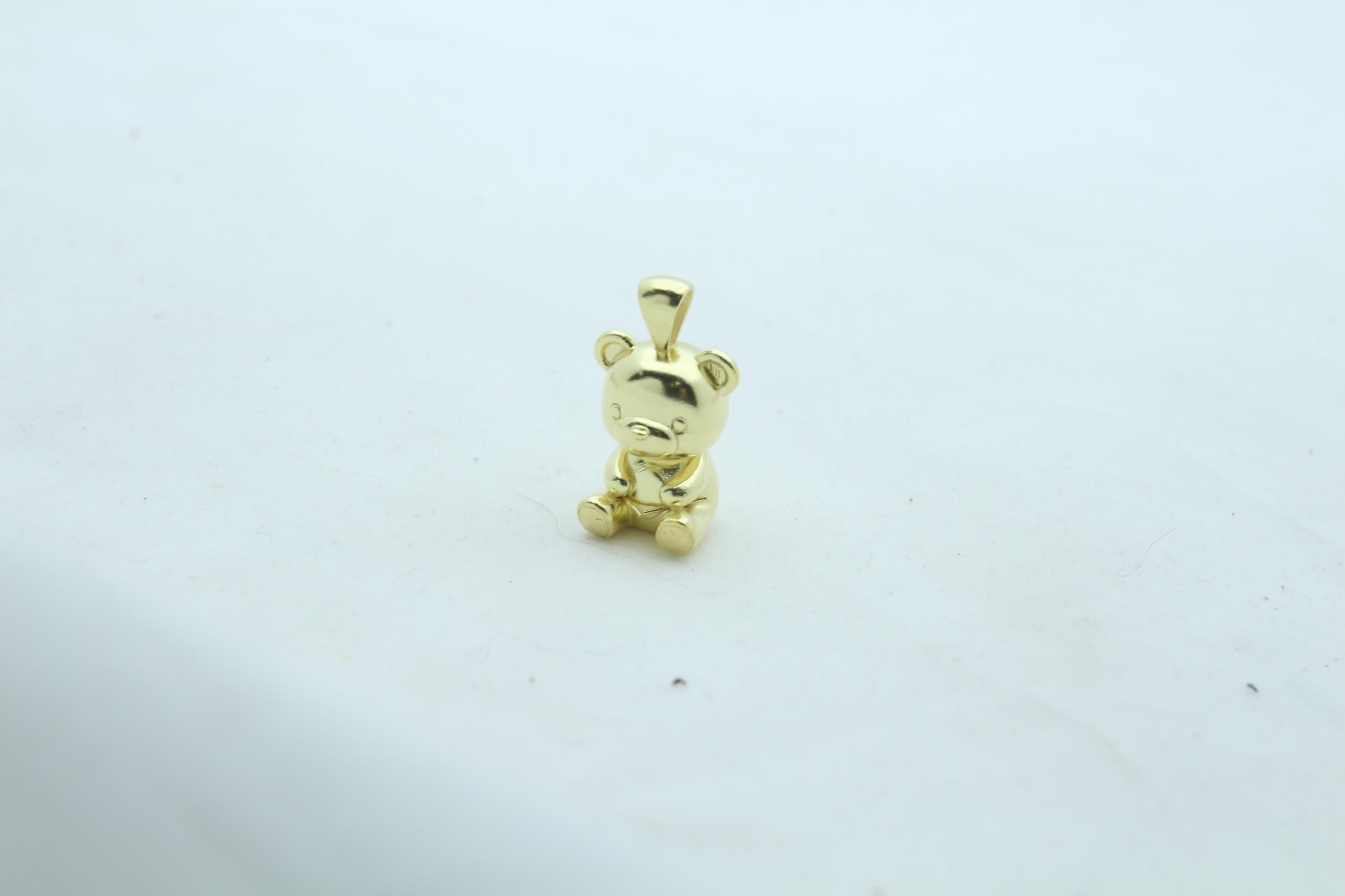 Bear Urn Necklace – 925 Sterling Silver Memorial Ash Pendant (18 mm)