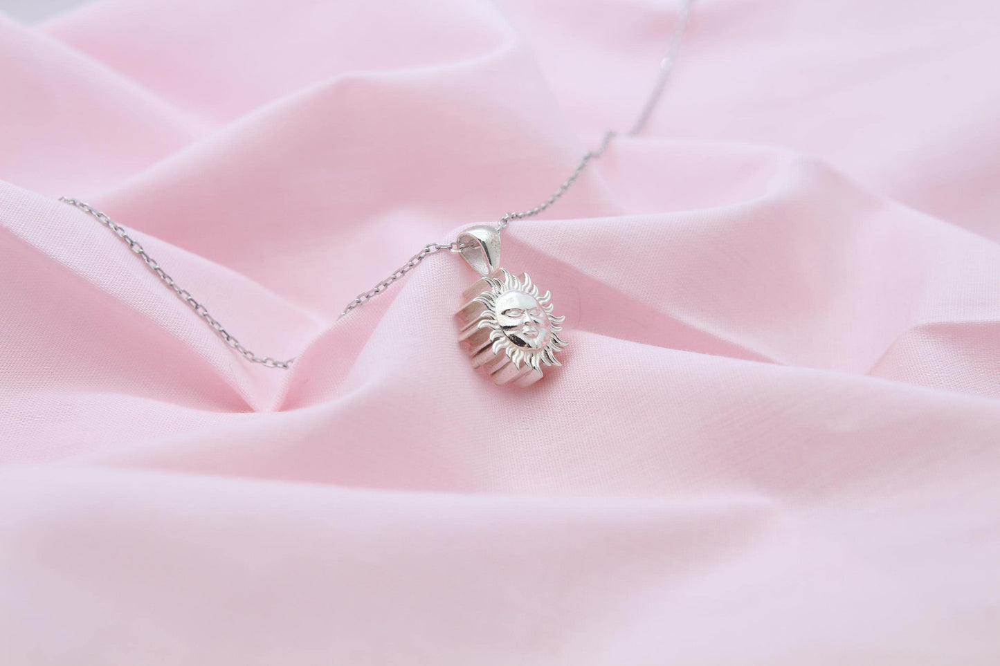 Radiant Sunfire Memorial Urn Necklace – 925 Sterling Silver Sun Ash Pendant with Optional Engraving (14 mm)