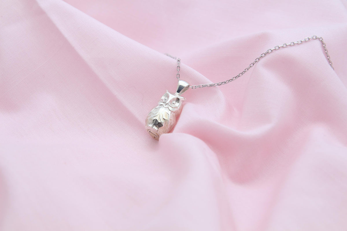 Mystic Owl Memorial Urn Necklace – 925 Sterling Silver Ash Pendant with Optional Engraving (17 mm)