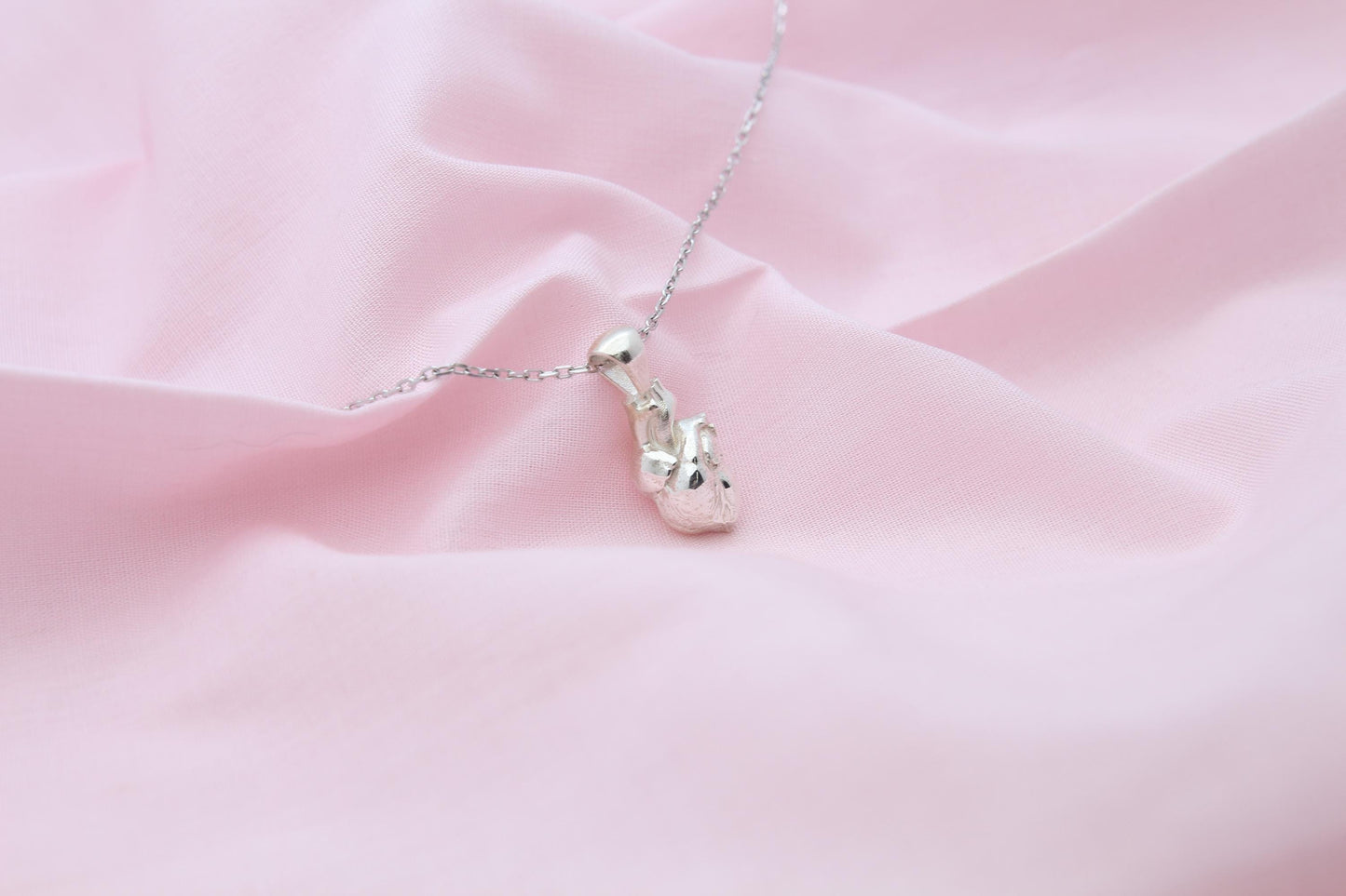 Anatomic Heart Memorial Urn Necklace – 925 Sterling Silver Anatomical Ash Pendant with (15 mm)