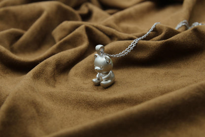 Bear Spirit Urn Necklace – 925 Sterling Silver Memorial Ash Pendant (18 mm)