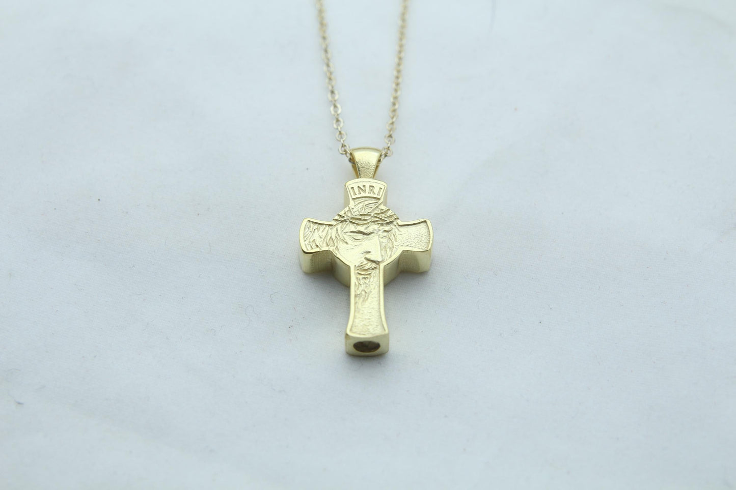 Sacred Cross Jesus Figure Urn Necklace – 925 Sterling Silver Memorial Ash Pendant (24 mm)