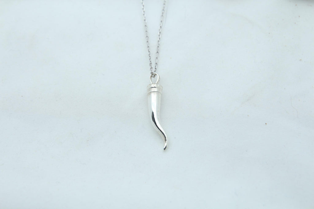 Italian Horn Cornicello Memorial Urn Necklace – 925 Sterling Silver Ash Pendant with Optional Engraving (26 mm)