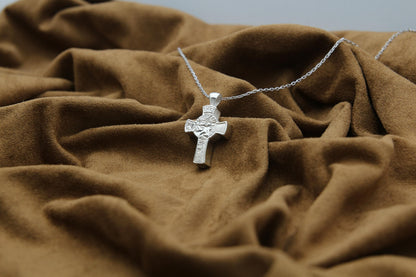 Divine Savior Urn Necklace – 925 Sterling Silver Jesus Cross Ash Pendant (24 mm)