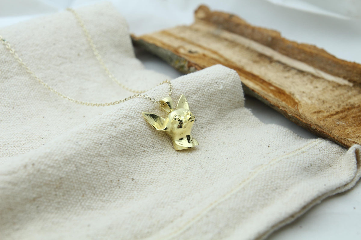Tiny Companion Chihuahua Urn Necklace – 925 Sterling Silver Dog Ash Pendant with Optional Engraving (20 mm)