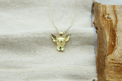 Tiny Companion Chihuahua Urn Necklace – 925 Sterling Silver Dog Ash Pendant with Optional Engraving (20 mm)