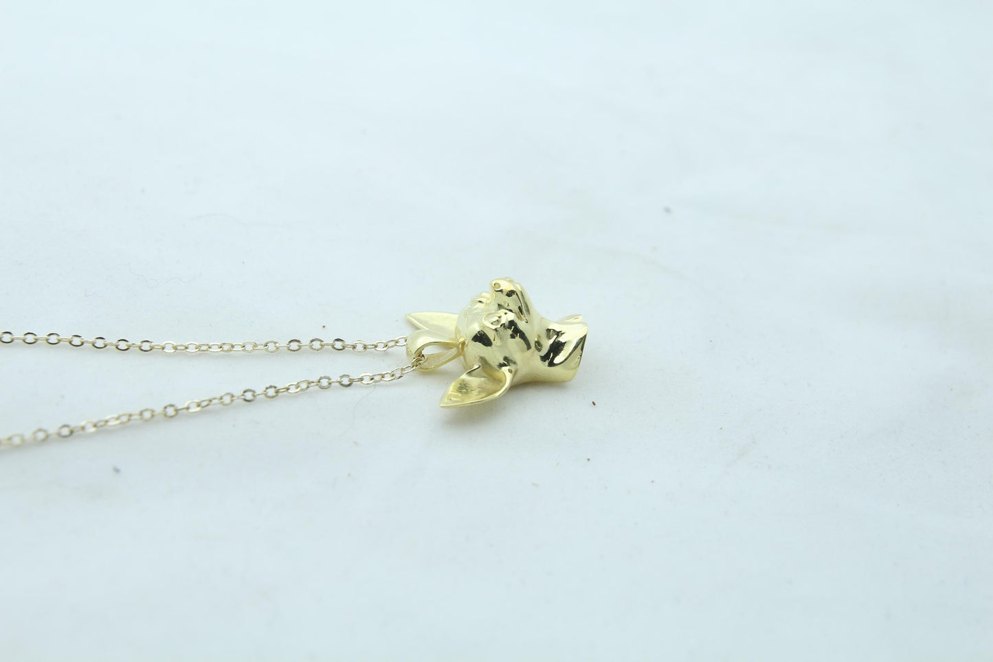 Tiny Companion Chihuahua Urn Necklace – 925 Sterling Silver Dog Ash Pendant with Optional Engraving (20 mm)