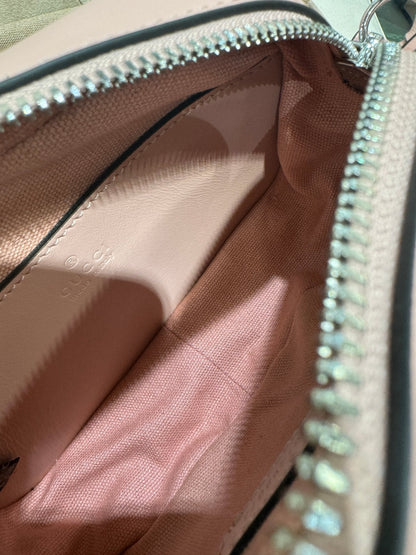 GG MINI 18 MARMONT MATELASS_ SHOULDER BAG LIGHT PINK CALFSKIN