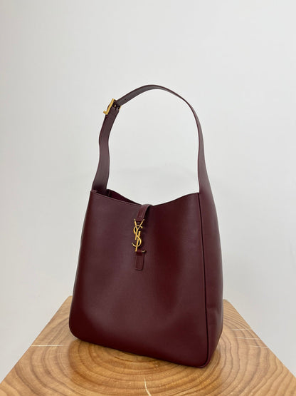 LE 5 _ 7 LARGE SUPPLE 31 IN WINE RED GRAINED CALFSKIN