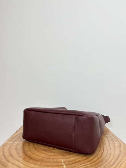 LE 5 _ 7 LARGE SUPPLE 31 IN WINE RED GRAINED CALFSKIN