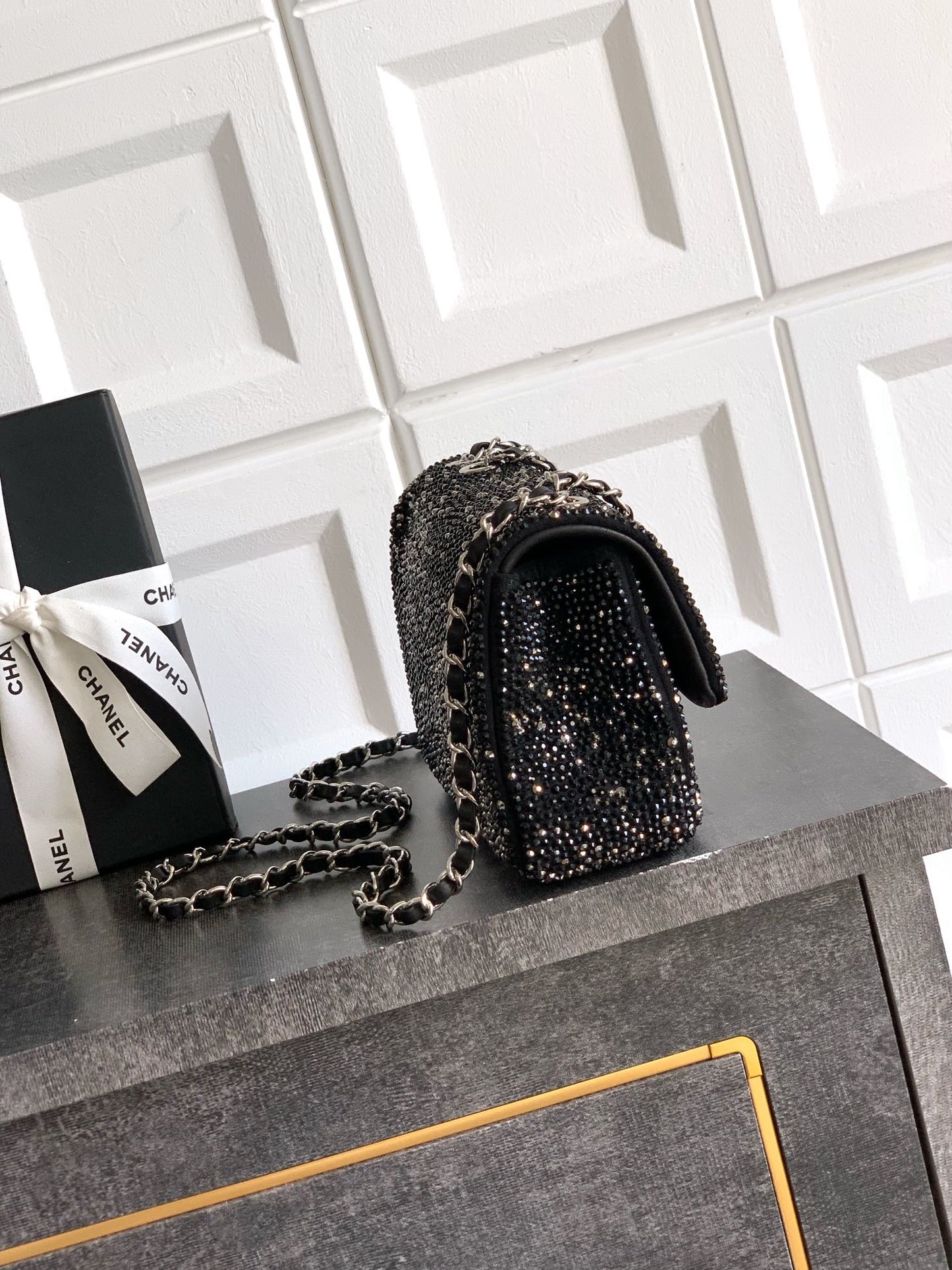 CC Classic Flap Bag 20cm Full Diamond Black Calfskin