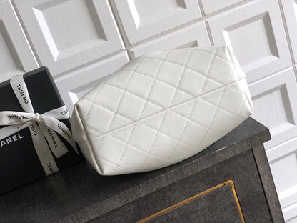 Chanel 26C Hobo Bag White Cowhide GHW 272332