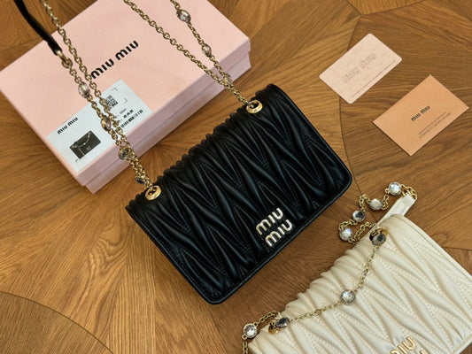 CRYSTAL CLOQU_ 20 NAPPA BLACK LEATHER BAG