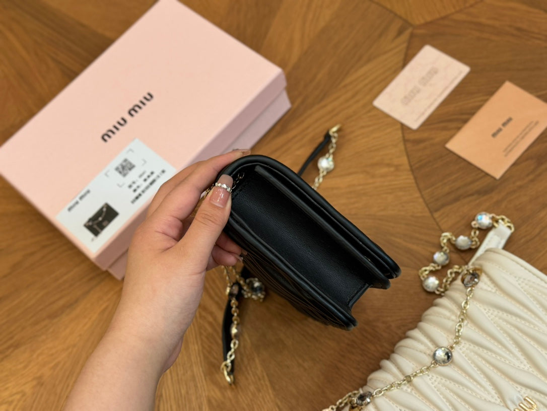 CRYSTAL CLOQU_ 20 NAPPA BLACK LEATHER BAG