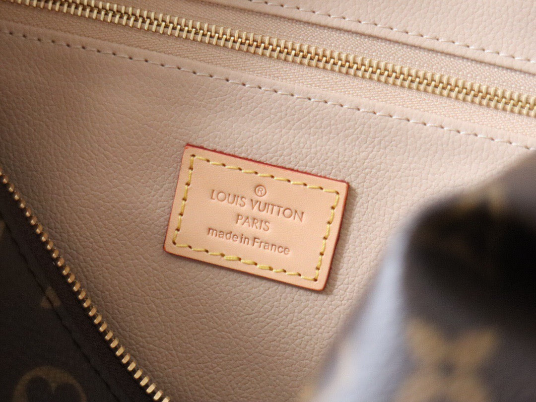 Louis Vuitton Cosmetic GM Pouch Brown Monogram Coated Canvas