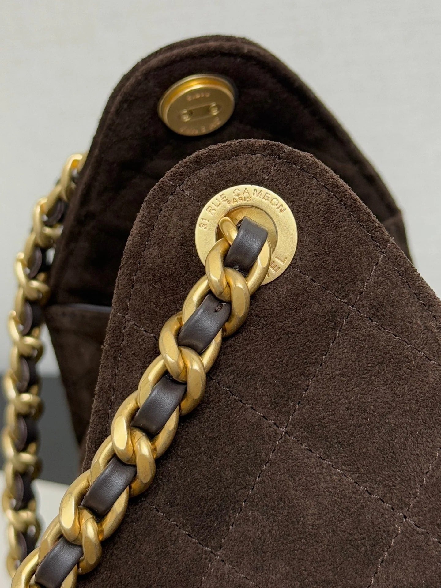 CHANEL 25S HOBO BAG 40 CM IN DARK BROWN SUEDE WITH GOLD HARDWARE